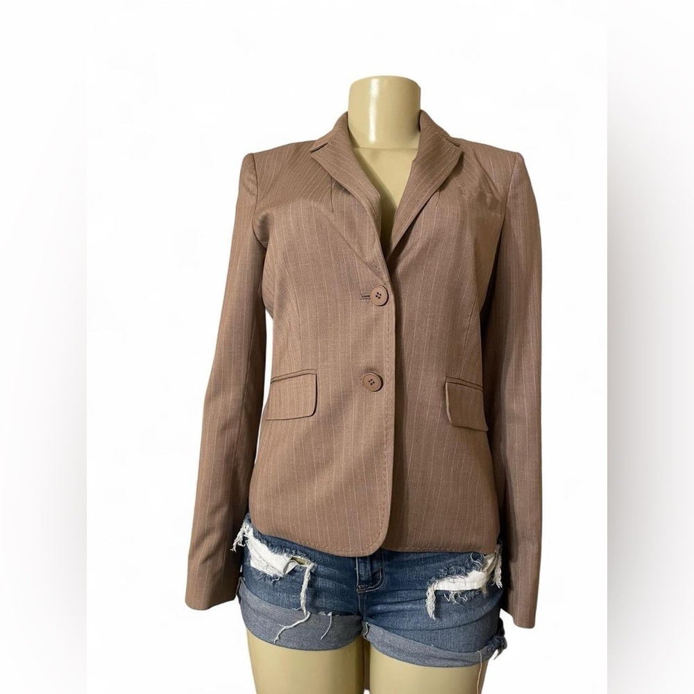 New York & Company Tan Blazer with Notched Lapels and Tailored Fit